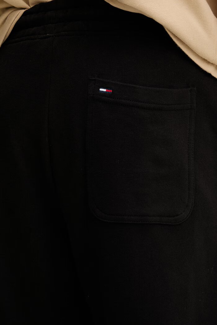 Tommy Jeans спортен панталон мъжки от памук черен със стандартна талия DM0DM23903