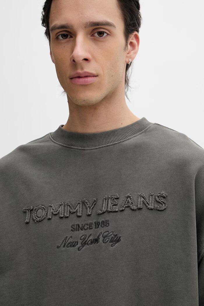Tommy Jeans суичър мъжки от памук сив DM0DM22714