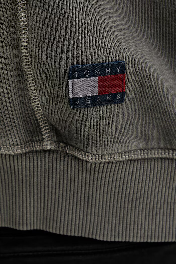 Tommy Jeans суичър мъжки от памук сив DM0DM22714