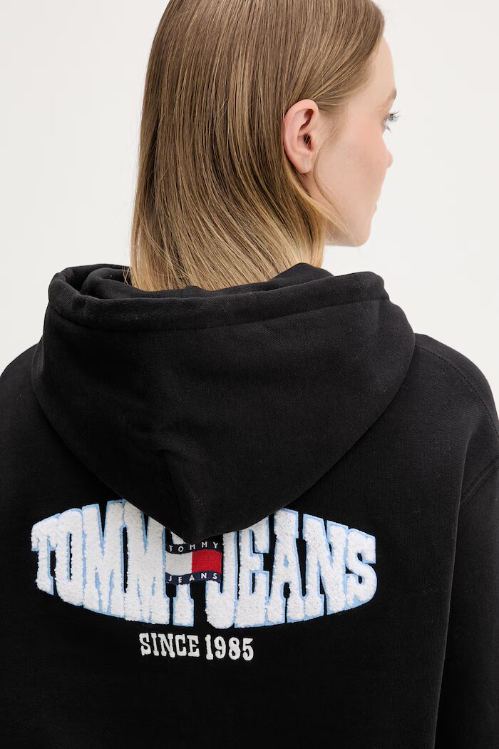 Tommy Jeans Суичър с качулка дамски от памук черен DW0DW22357