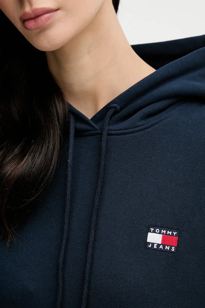 Tommy Jeans суичър с качулка дамски от памук тъмносин DW0DW19414