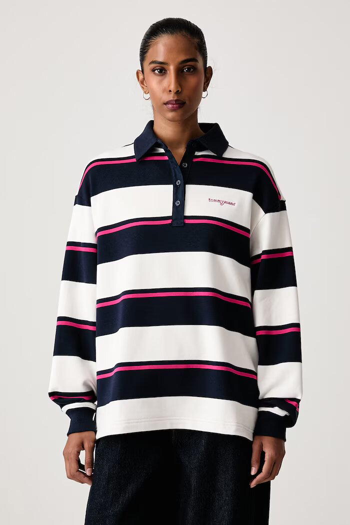 Tommy Jeans суичър с качулка дамски от памук тъмносин DW0DW23303