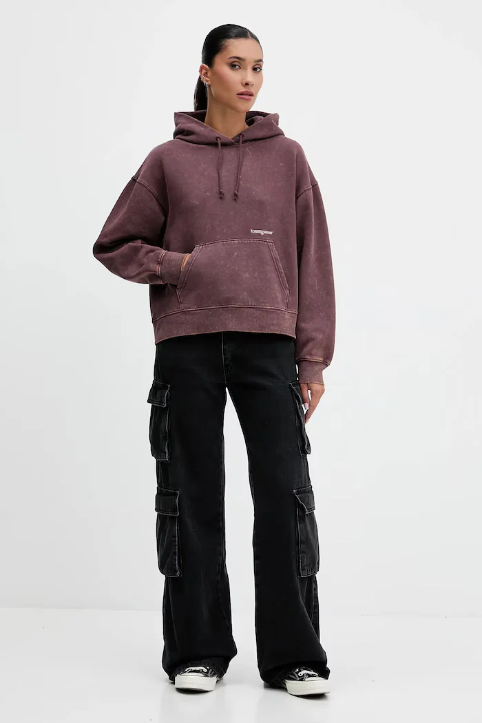 Tommy Jeans Суичър в кафяво с качулка с изчистен дизайн DW0DW21609