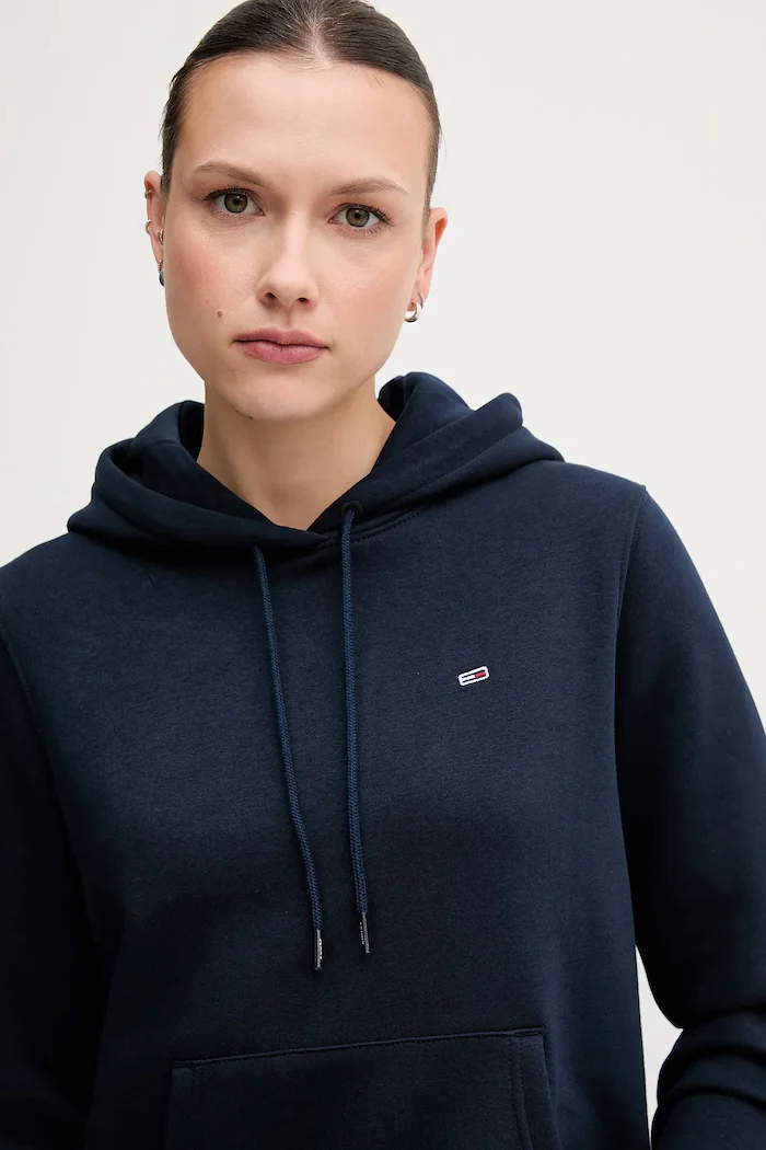 Tommy Jeans Суичър в тъмносиньо с качулка с изчистен дизайн DW0DW19958