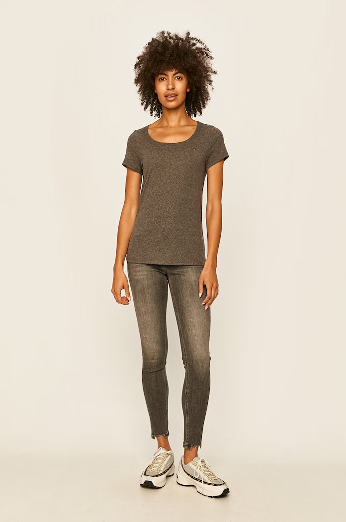 Tommy Jeans тениска basic дамска с памук сива