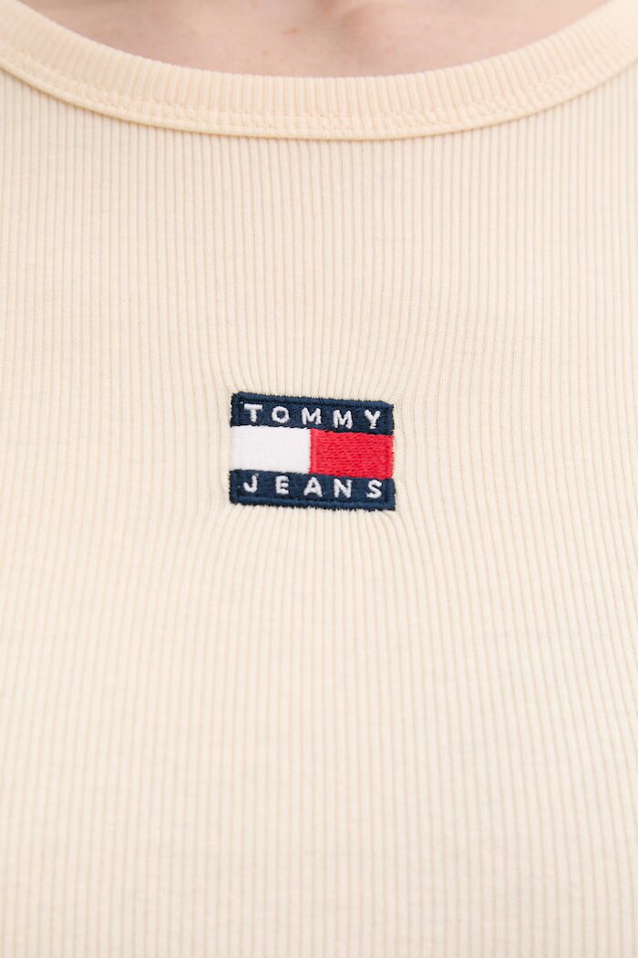 Tommy Jeans тениска дамска от памук с еластан бежова DW0DW17881