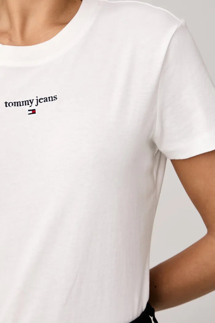 Tommy Jeans тениска дамска с памук бяла DW0DW23527