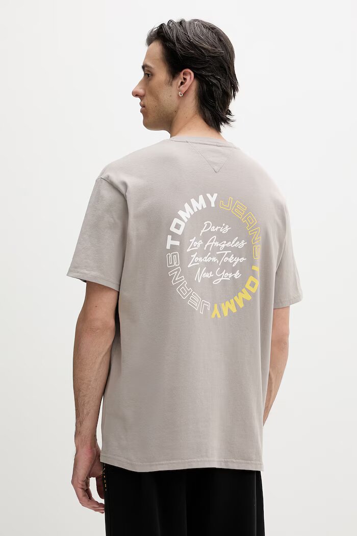 Tommy Jeans тениска мъжка от памук бежова DM0DM22535