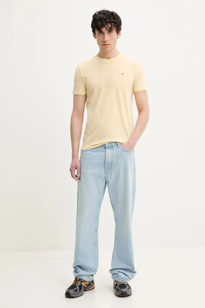 Tommy Jeans тениска мъжка жълта DM0DM20363
