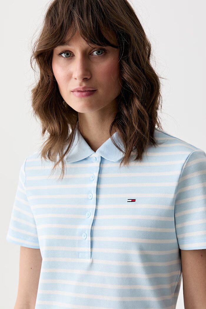 Tommy Jeans тениска с яка дамска от памук синя DW0DW22820