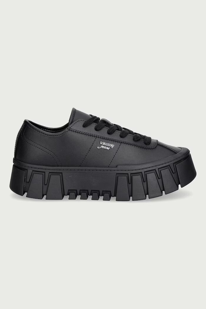 Tommy Jeans TJW PLATFORM SNEAKER LEATHER LC маратонки дамски от кожа черни EN0EN03165