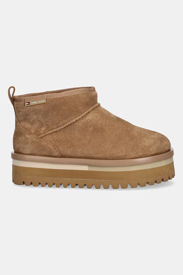 Tommy Jeans Велурени апрески TJW FLATFORM SNOW BOOT SUEDE в бежово EN0EN02841