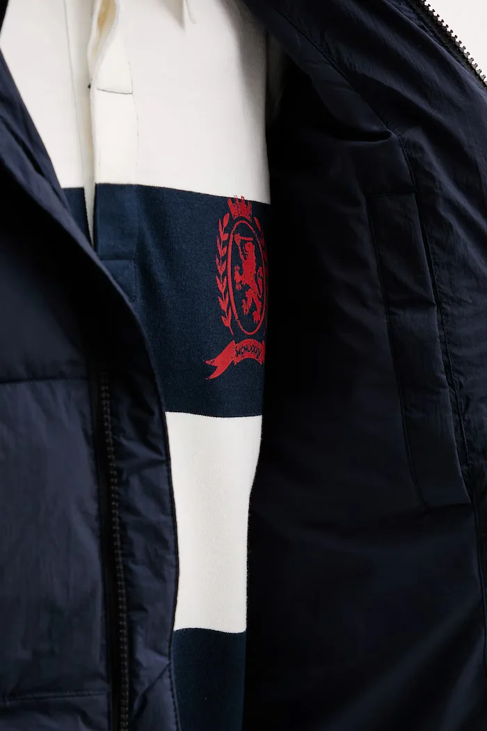 Tommy Jeans Яке в тъмносиньо зимен модел DM0DM22040