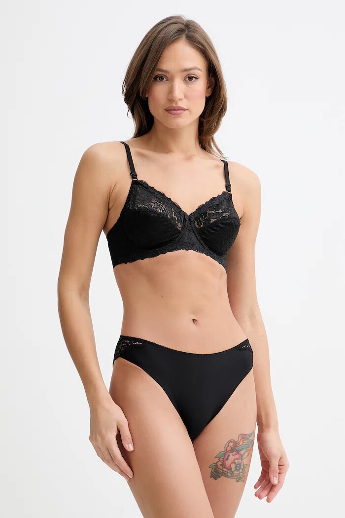 Triumph бикини дамски Amourette черни 10210688
