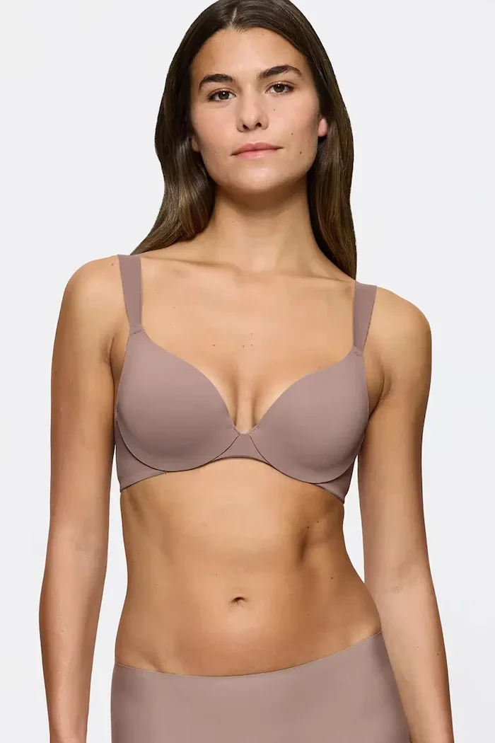 Triumph Сутиен Body Make-Up Illusion в бежово с изчистен дизайн 10217848