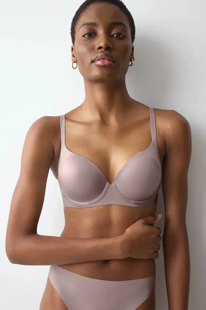 Triumph сутиен Body Make-Up Soft Touch розов 10194318