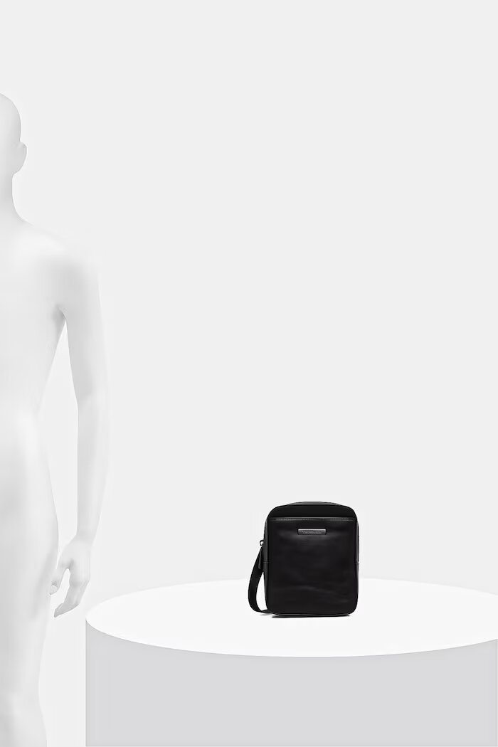 Trussardi Чанта през рамо в черно I060E000097N