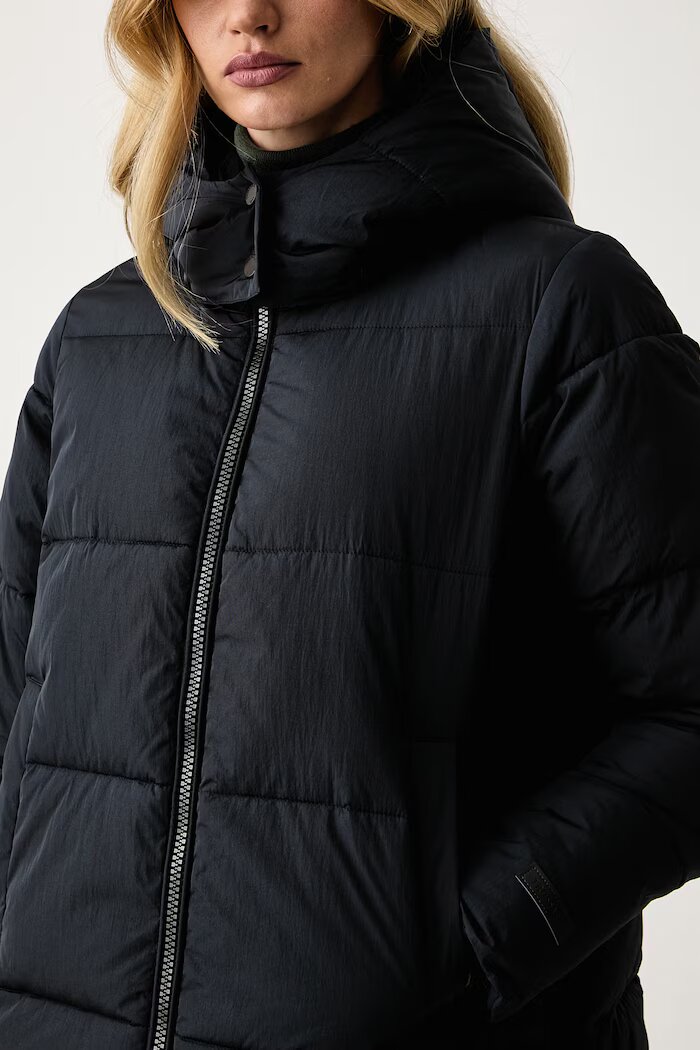 Trussardi капитонирано яке дамско черно F021A000505N