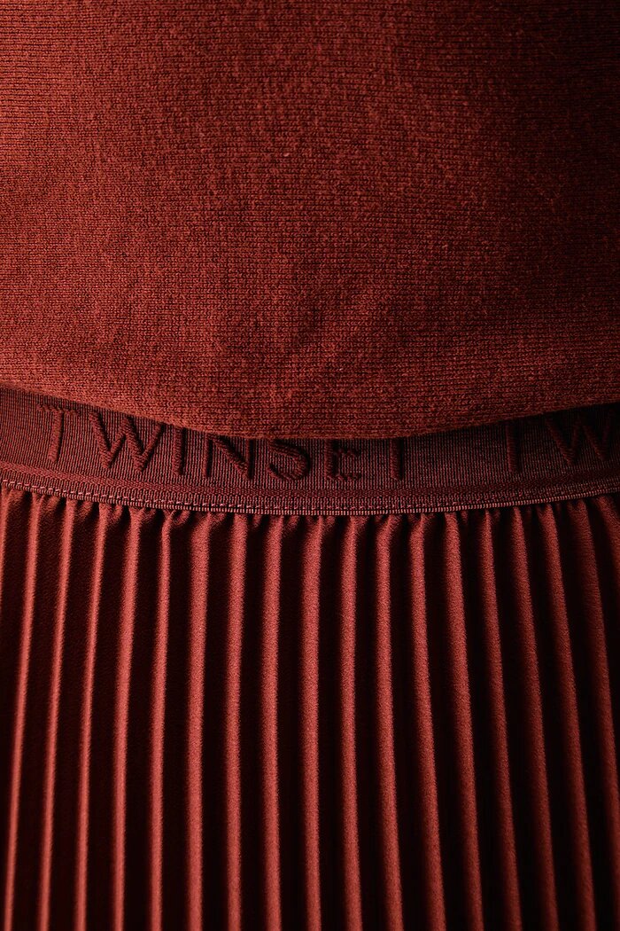 Twinset рокля бордо с изчистена шарка 262TP3250