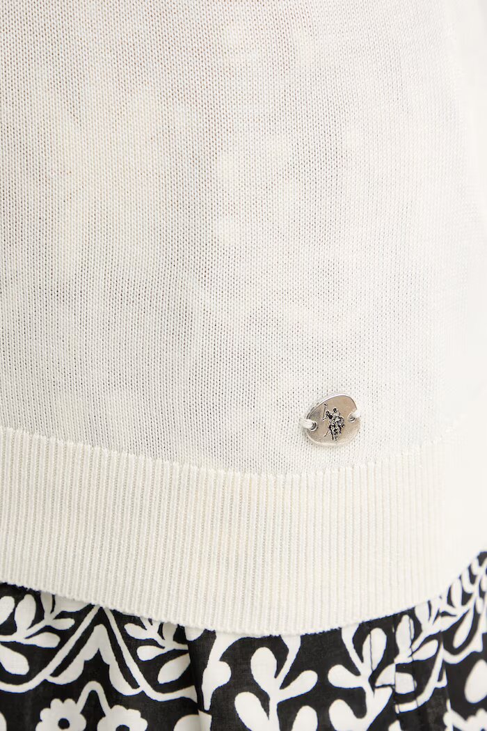 U.S. Polo Assn. елек дамски от вискоза Mock Neck Sleeveless бежов WUP1370