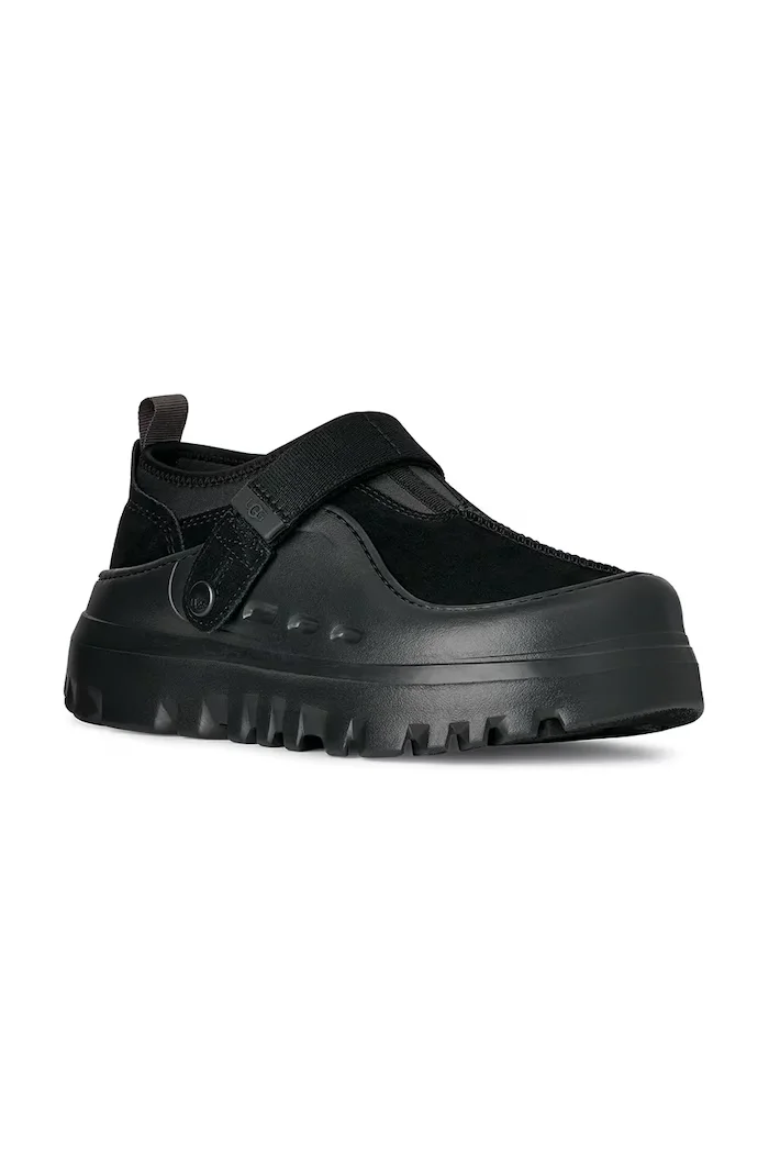 UGG Боти Peakmod Lowcut в черно 1171355.BBLC