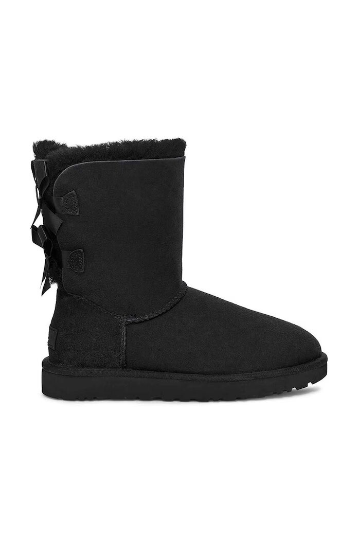 UGG Кожени чехли Bailey Bow II в черно с равна подметка с изолация 1016225.BLK