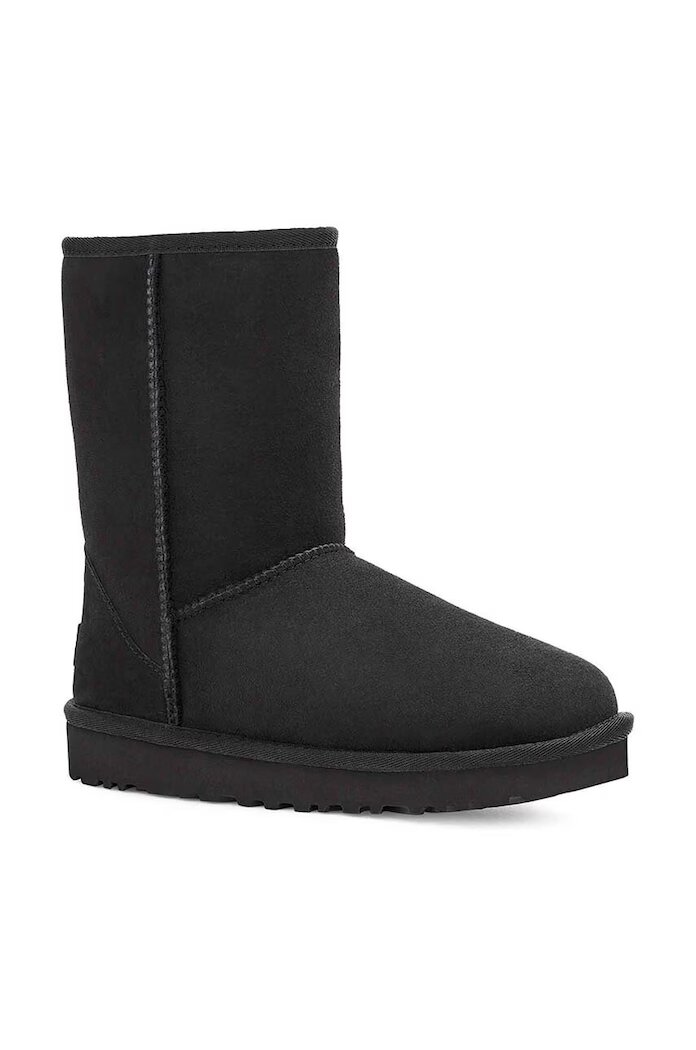 UGG Кожени чехли Classic Short II в черно с равна подметка с изолация 1016223.BLK