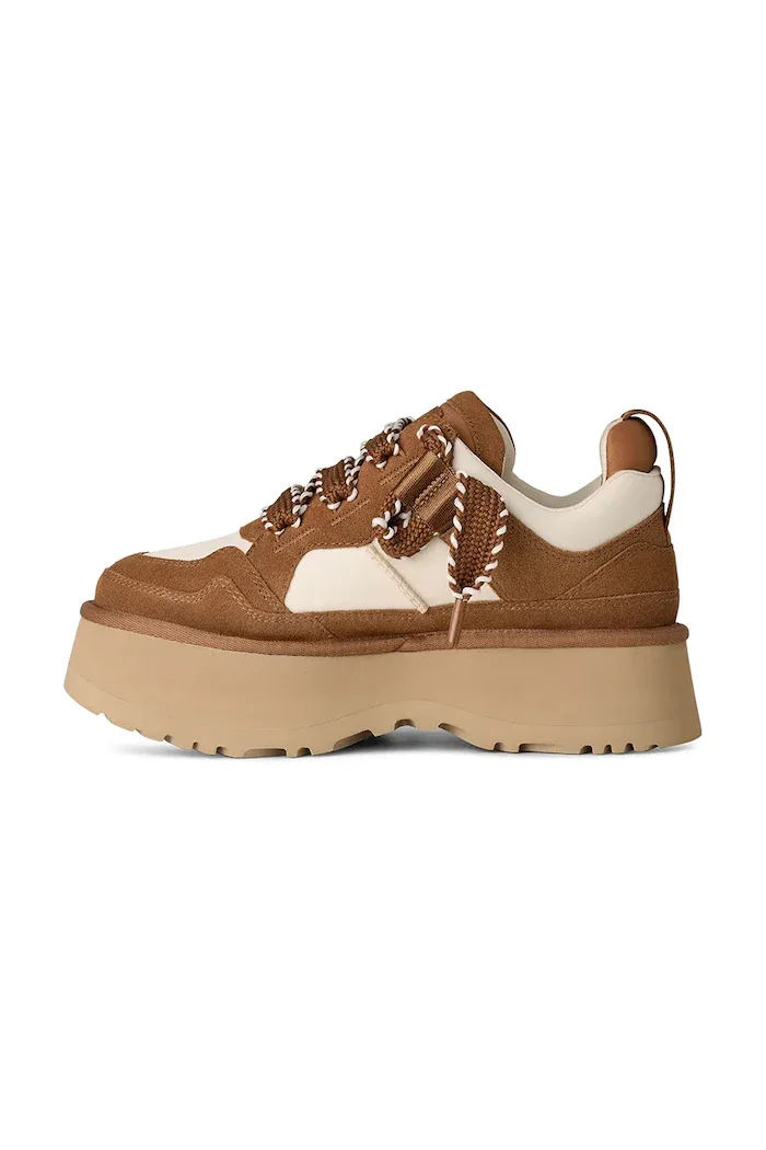UGG Маратонки Astromel в кафяво 1171541.CHE