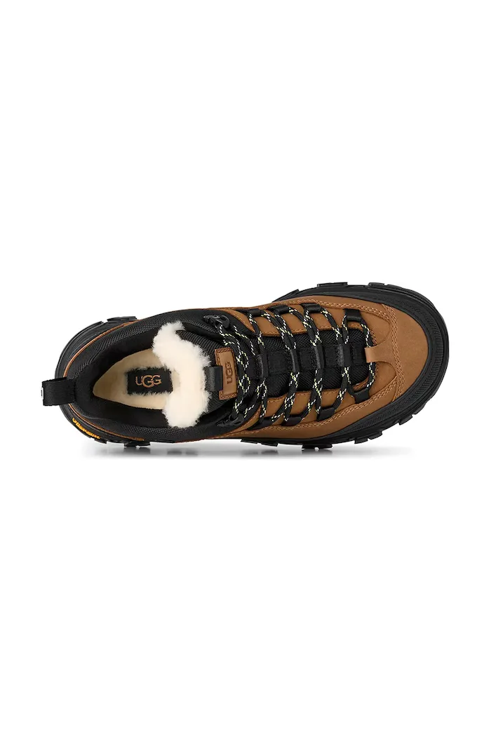 UGG Маратонки Metrotrek Hiker в кафяво 1171434.CHE