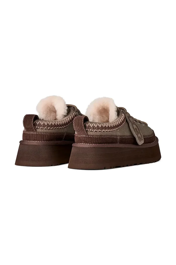 UGG пантофи дамски от велур W Heritage Lace-Up Slipper бежови 1180361.DDRG