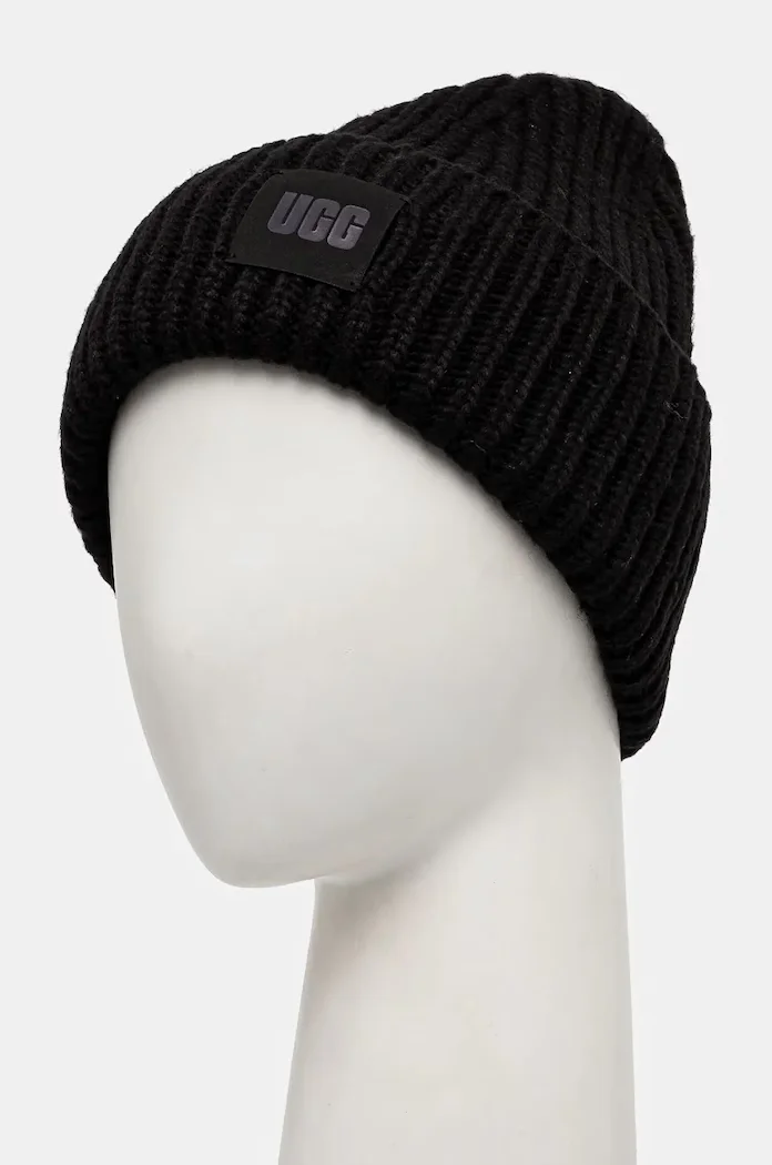 UGG шапка beanie дамска с вълна черна 20061