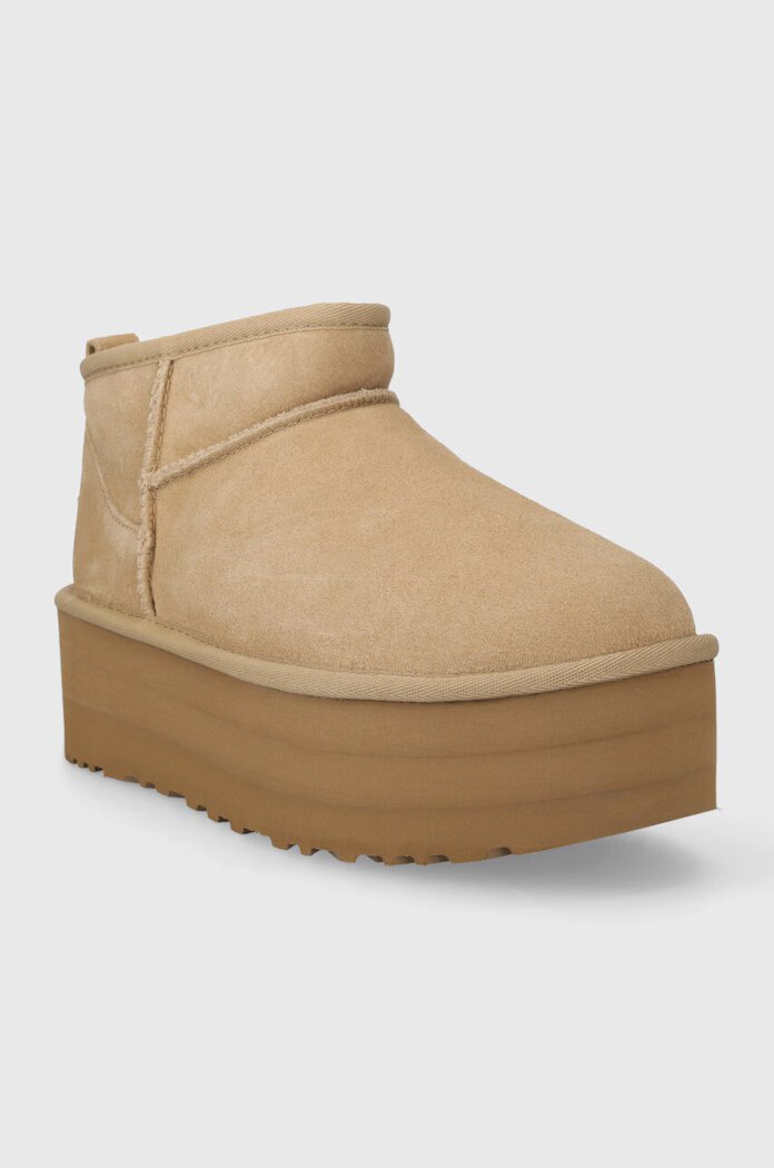 UGG Велурени апрески Classic Ultra Mini Platform в бежово 1135092