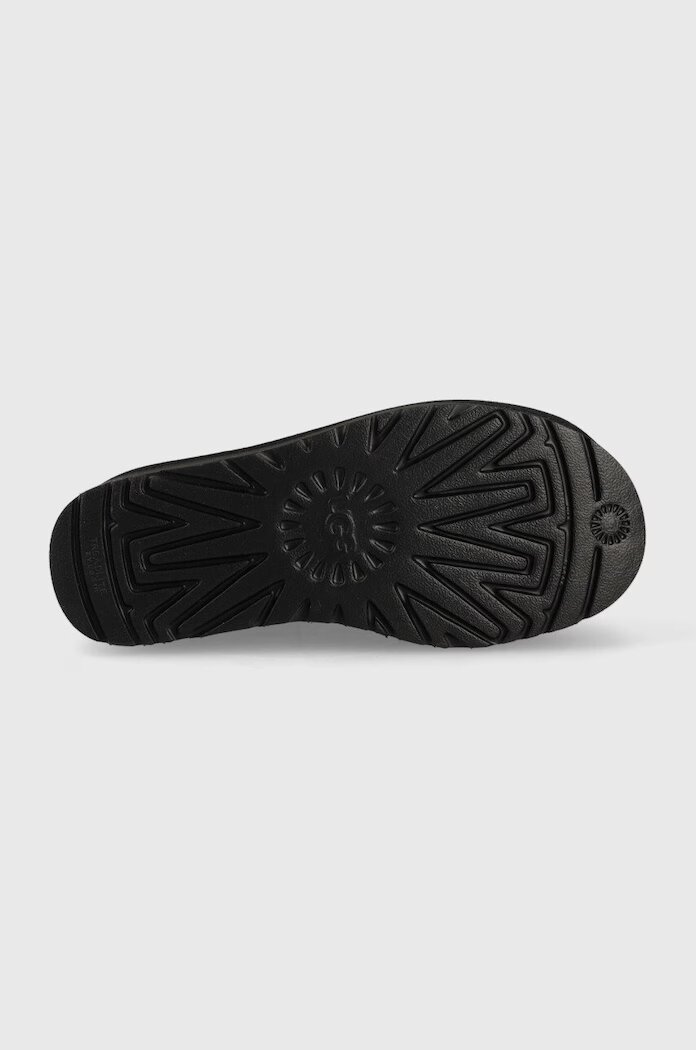UGG Велурени апрески W Classic Ultra Mini Platform в черно 1135092.BLK