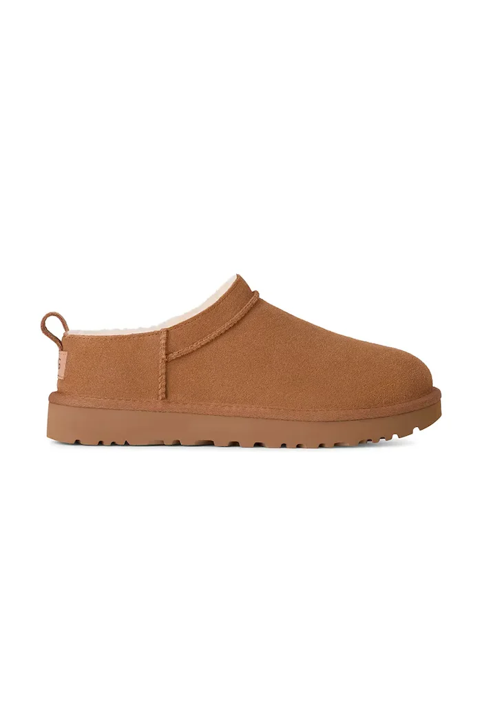 UGG Велурени чехли Classic Micro в кафяво 1173891.CHE
