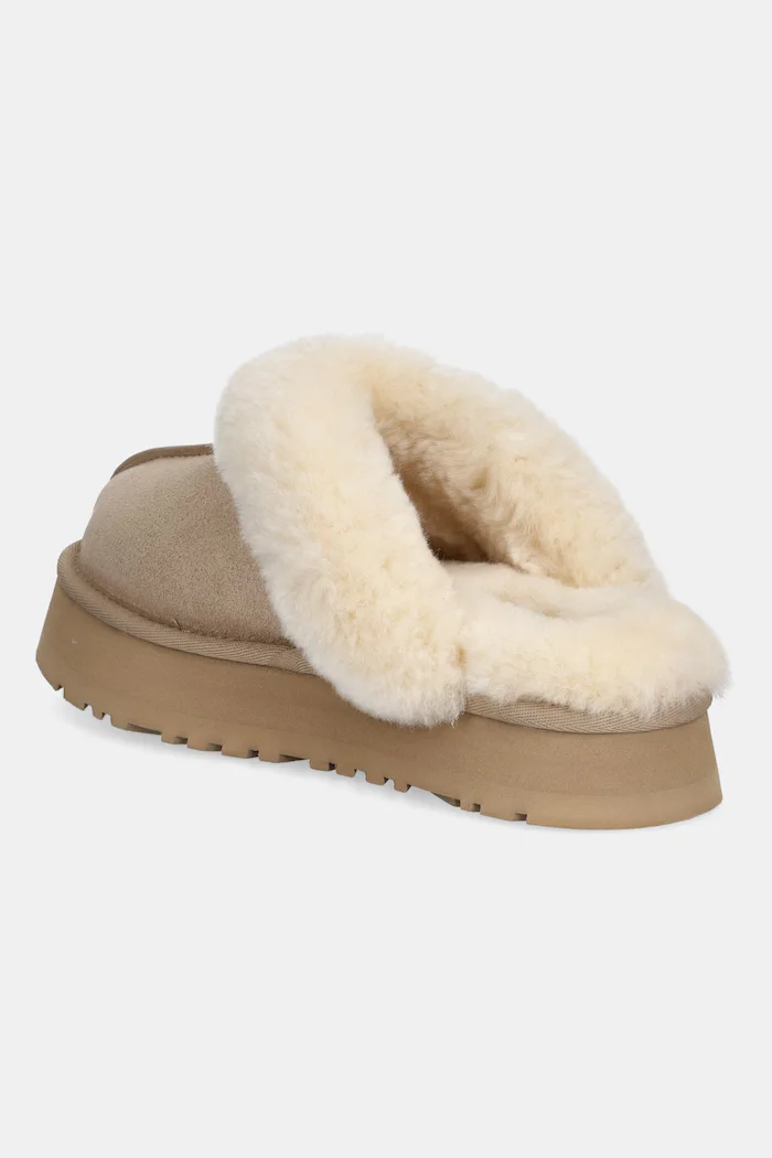 UGG Велурени чехли Disquette в бежово 1122550-SAN