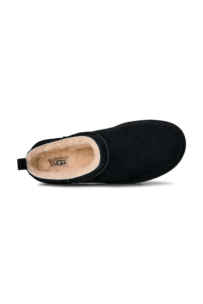 UGG Велурени чехли M Classic Micro в черно 1180190.BLK