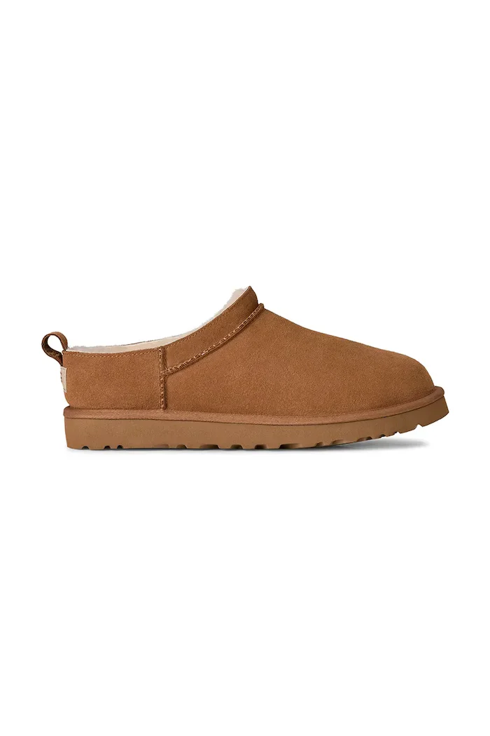 UGG Велурени чехли M Classic Micro в кафяво 1180190.CHE