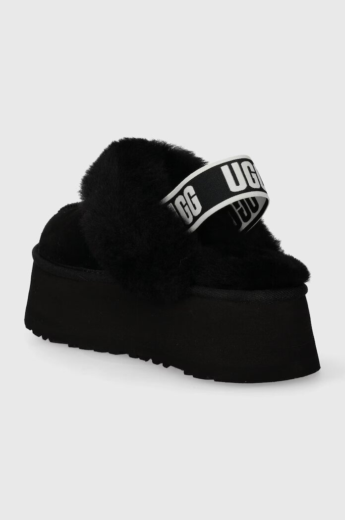 UGG Велурени чехли W FUNKETTE в черно 1113474 BLK
