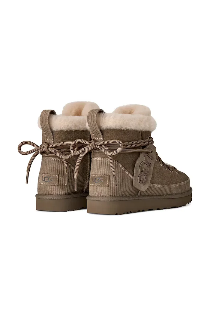 UGG W Classic Heritage Lace-Up дамски апрески от велур бежови 1180418.DDRG