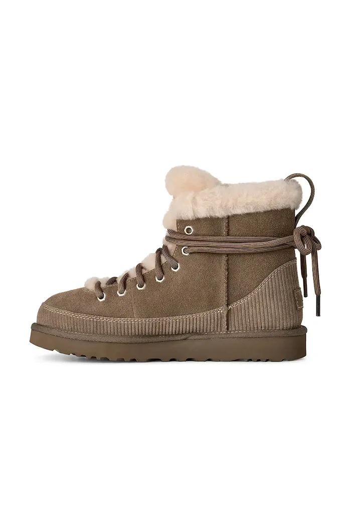 UGG W Classic Heritage Lace-Up дамски апрески от велур бежови 1180418.DDRG
