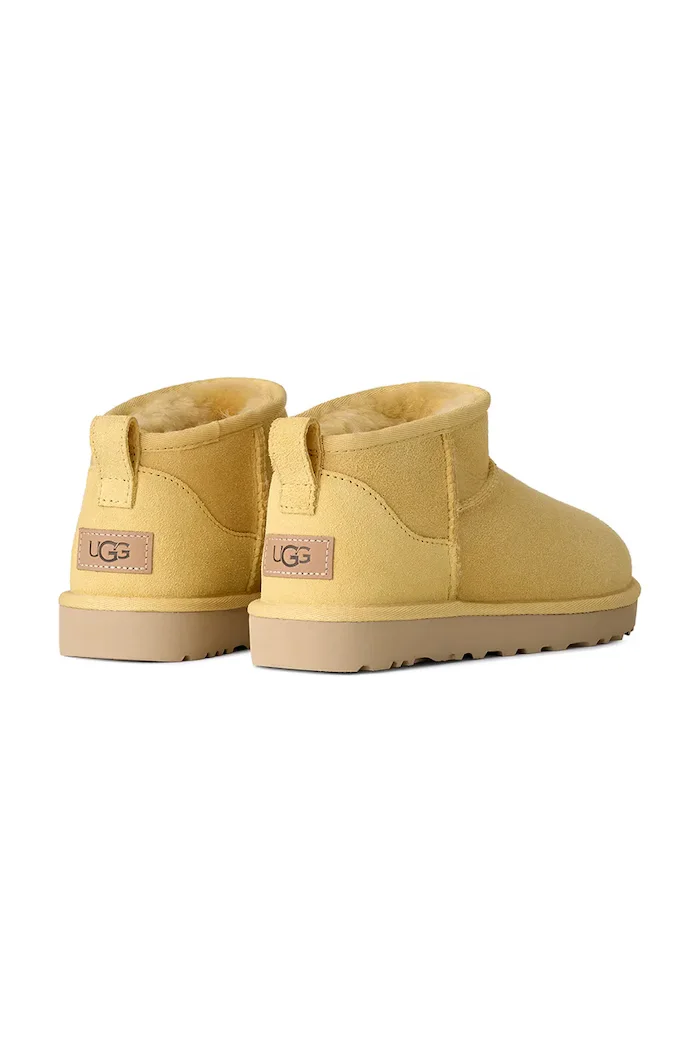 UGG W Classic Ultra Mini апрески дамски от велур жълти 1116109.MTDMS