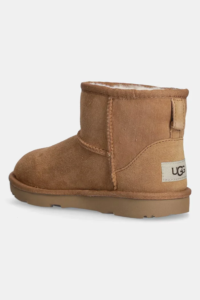 UGG Зимни обувки в кафяво