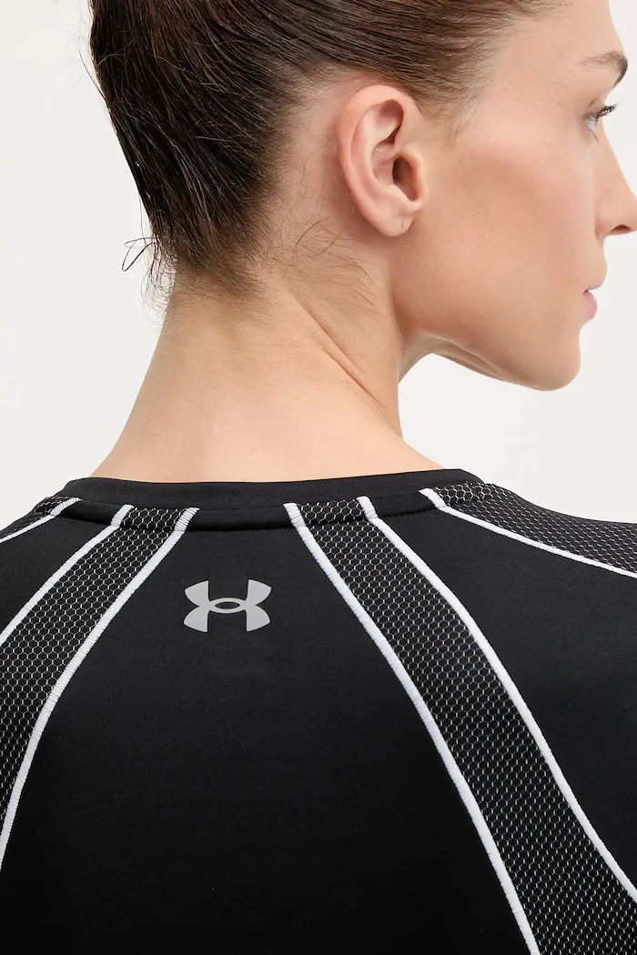 Under Armour Блуза с дълги ръкави за трениране ColdGear в черно 6003999