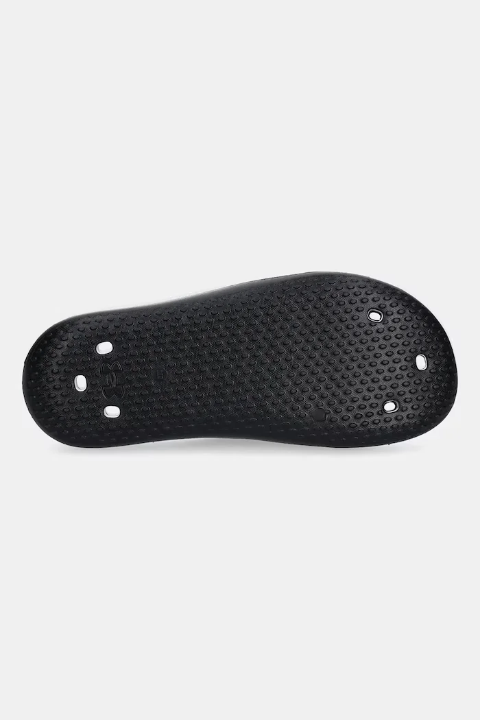 Under Armour Чехли Locker в черно 3028094