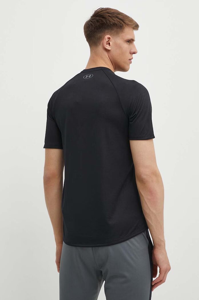 Under Armour мъжка тениска за трениране Tech SS Tee 2.0 черна UAR-1326413001