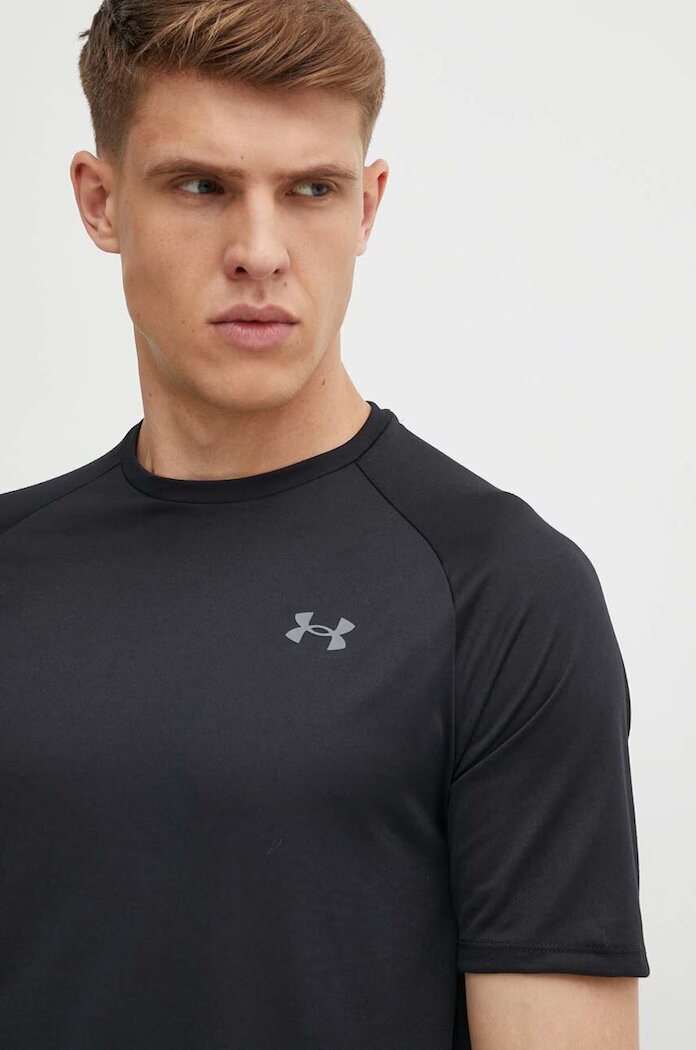 Under Armour мъжка тениска за трениране Tech SS Tee 2.0 черна UAR-1326413001