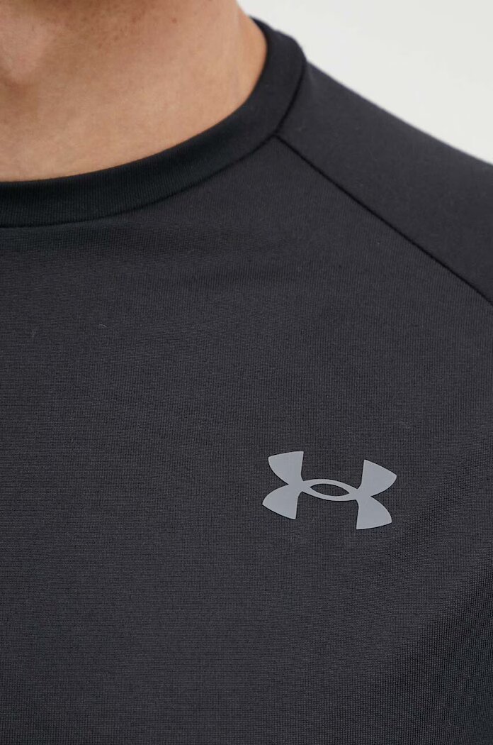 Under Armour мъжка тениска за трениране Tech SS Tee 2.0 черна UAR-1326413001