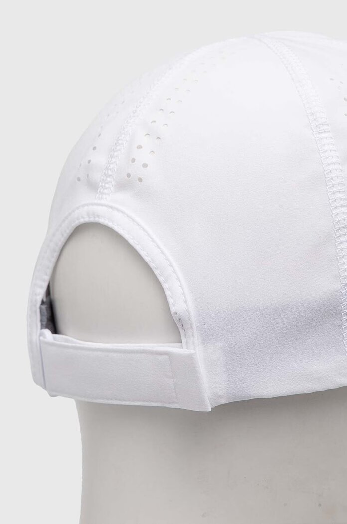 Under Armour Шапка с козирка Iso Cill Launch в бяло с изчистен дизайн