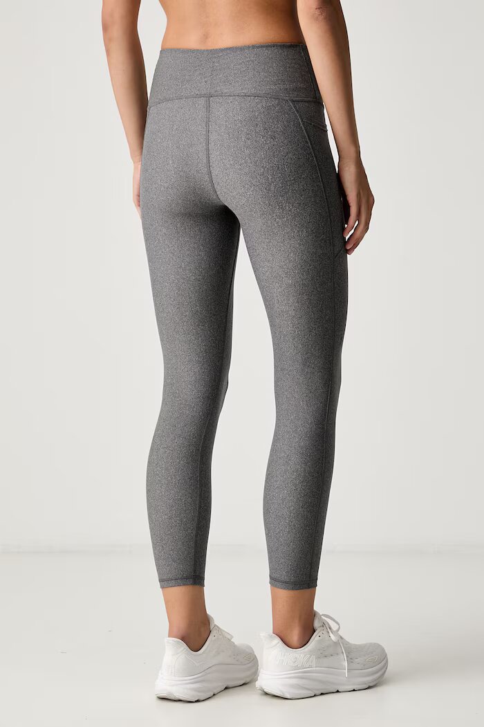 Under Armour спортен клин дамски HG Armour HiRise сив с висока талия 1365335.020