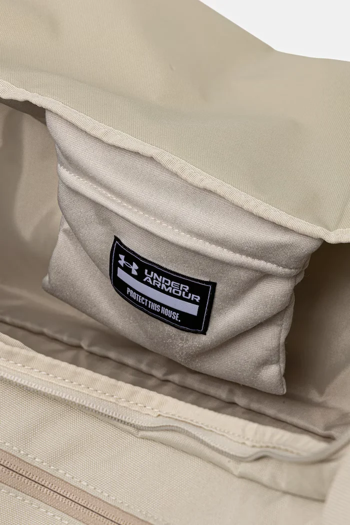 Under Armour Спортен сак Undeniable 5.0 Medium в бежово 1369223